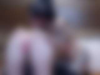 Live cam show with HollyWhites - Deepthroat on xxxlivecams.org