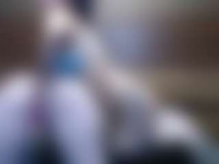 Live cam show with HollyWhites - Teen (18+) on CamwithHer