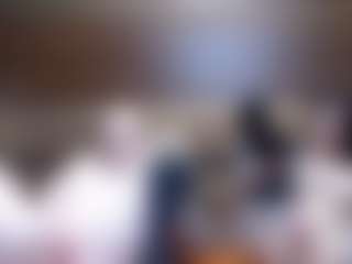Live cam show with HollyWhites - Teen (18+) on iamadamtest123.com