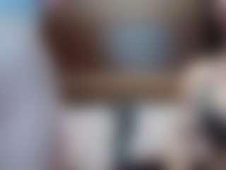 Live-Cam-Show mit HollyWhites - Blowjob auf Camsoda