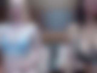 Live cam show with HollyWhites - Young Adult on livesuperchat.net