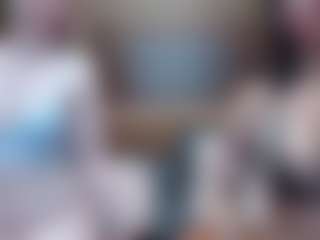 Live cam show with HollyWhites - Orgasm on Fling VIP Chat