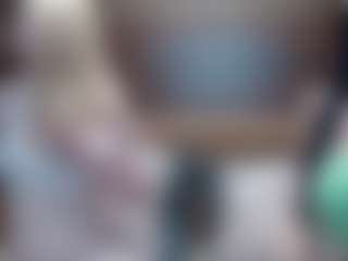 Live cam show with HollyWhites - Blowjob on Pornisteam.com