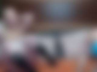Live cam show with HollyWhites - Strip on Camming Site