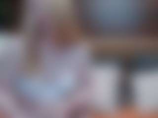 Live cam show with HollyWhites - Tease on Camsoda