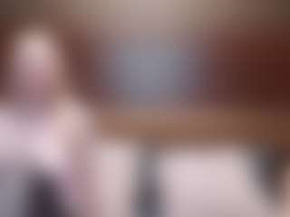 Live cam show with HollyWhites - Ass To Mouth on Camsoda