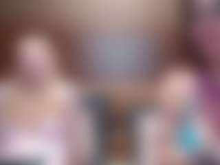 Live cam show with HollyWhites - Lush on Gym Cam Girls