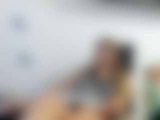 Live cam show with emily - Blonde Hair on CamClone