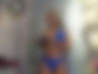 Live cam show with BriannaChelsea - Athletic Ebony on Camsoda