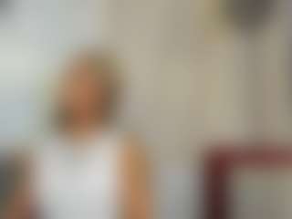 BriannaChelsea MILF webcam performer live streaming