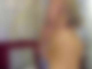 BriannaChelsea MILF webcam performer live streaming