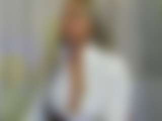 Live cam show with BriannaChelsea - Athletic MILF on Mixed Magazine Live