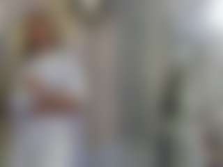 Live cam show with BriannaChelsea - Ebony MILF on Fling VIP Chat