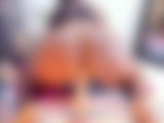 Live cam show with Laura Saenz - Lush on hotwifechat.live