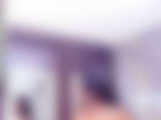 Live cam show with Laura Saenz - Ebony on CamwithHer | colombia