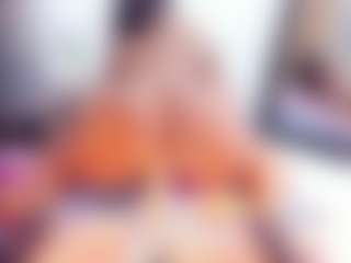 Live cam show with Laura Saenz - Horny on crypto-cams