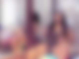 Live cam show with Laura Saenz - No Smoking on hrnylive.com