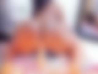 Laura Saenz's Live Sex Cam Show