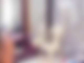 Laura Saenz's Live Sex Cam Show