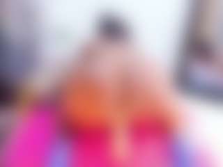 Laura Saenz's Live Sex Cam Show