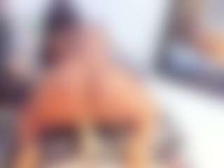 Live cam show with Laura Saenz - Ebony on justonemore.cc | colombia