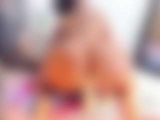 Laura Saenz's Live Sex Cam Show