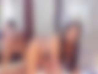 Laura Saenz's Live Sex Cam Show