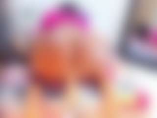 Laura Saenz's Live Sex Cam Show