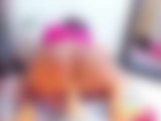 Laura Saenz's Live Sex Cam Show