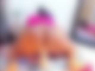 Laura Saenz's Live Sex Cam Show