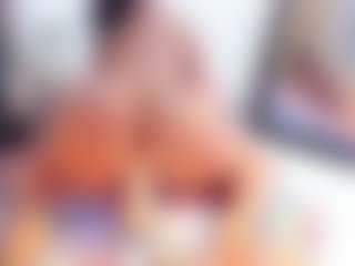 Laura Saenz's Live Sex Cam Show