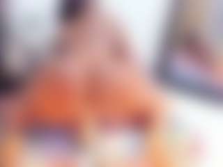Laura Saenz's Live Sex Cam Show