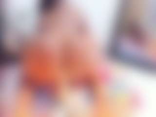 Live cam show with Laura Saenz - Lovense on justonemore.cc