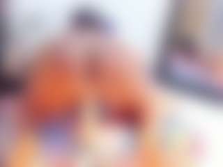 Laura Saenz's Live Sex Cam Show