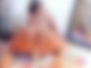 Laura Saenz's Live Sex Cam Show