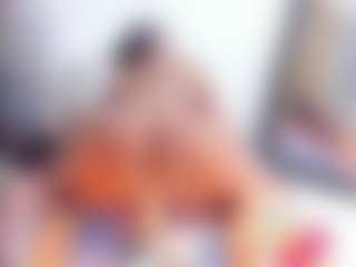 Laura Saenz's Live Sex Cam Show