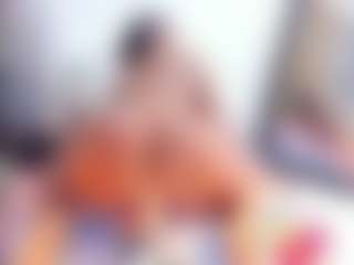 Laura Saenz's Live Sex Cam Show