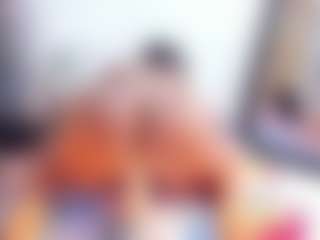Laura Saenz's Live Sex Cam Show