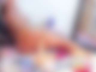 Laura Saenz's Live Sex Cam Show