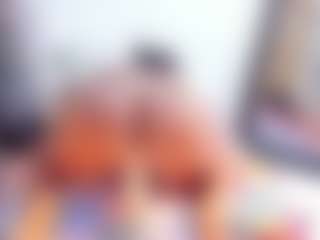 Laura Saenz's Live Sex Cam Show