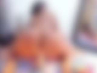 Laura Saenz's Live Sex Cam Show
