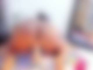 Laura Saenz's Live Sex Cam Show