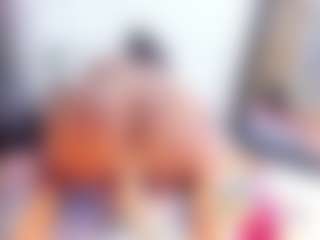 Laura Saenz's Live Sex Cam Show