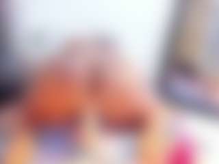 Laura Saenz's Live Sex Cam Show