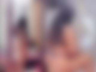 Laura Saenz's Live Sex Cam Show