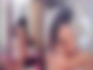 Laura Saenz's Live Sex Cam Show
