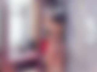 Laura Saenz's Live Sex Cam Show