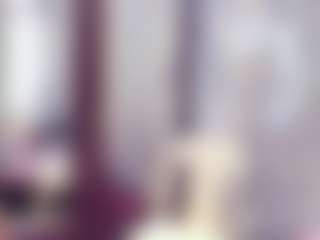 Laura Saenz's Live Sex Cam Show