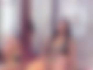 Laura Saenz's Live Sex Cam Show