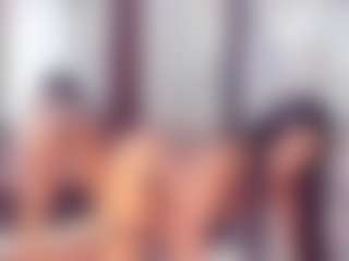 Laura Saenz's Live Sex Cam Show